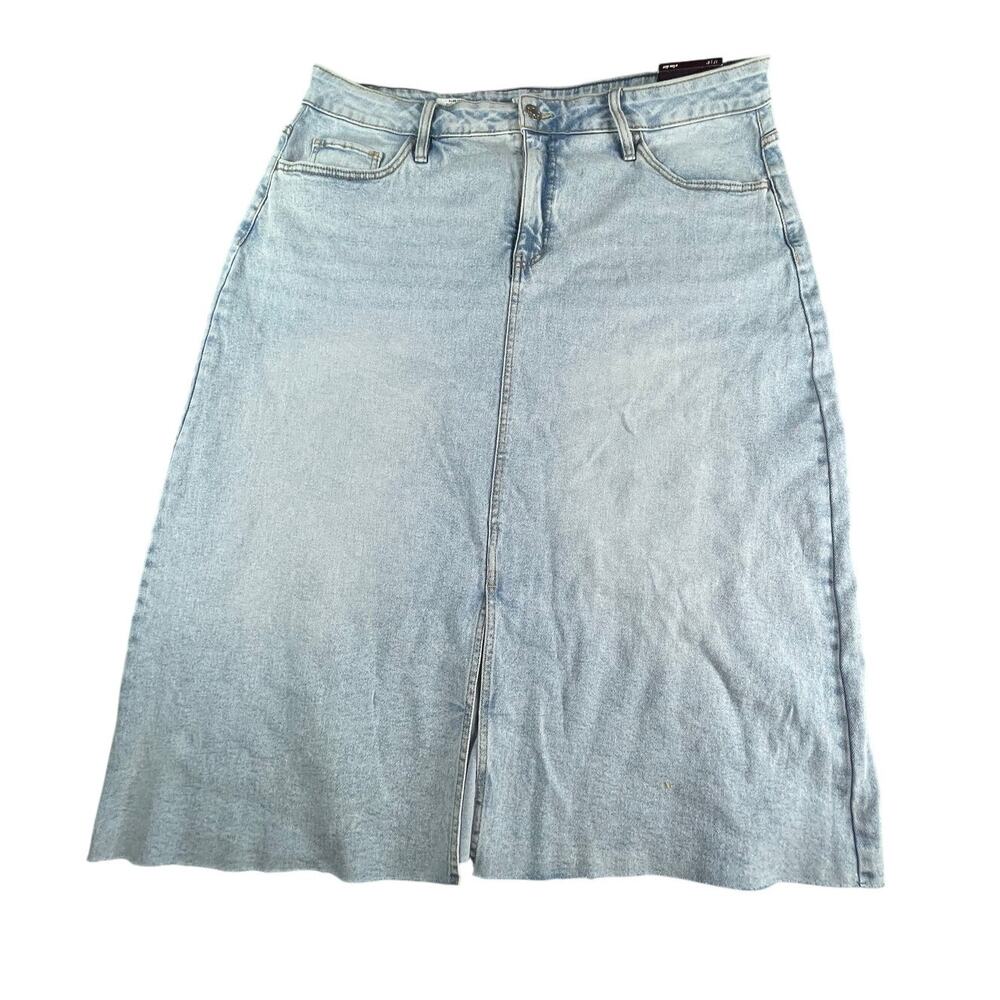 Ava & Viv Skirt Women 17 Light Blue Denim Knee Length Pockets Raw Hem A-line NWT